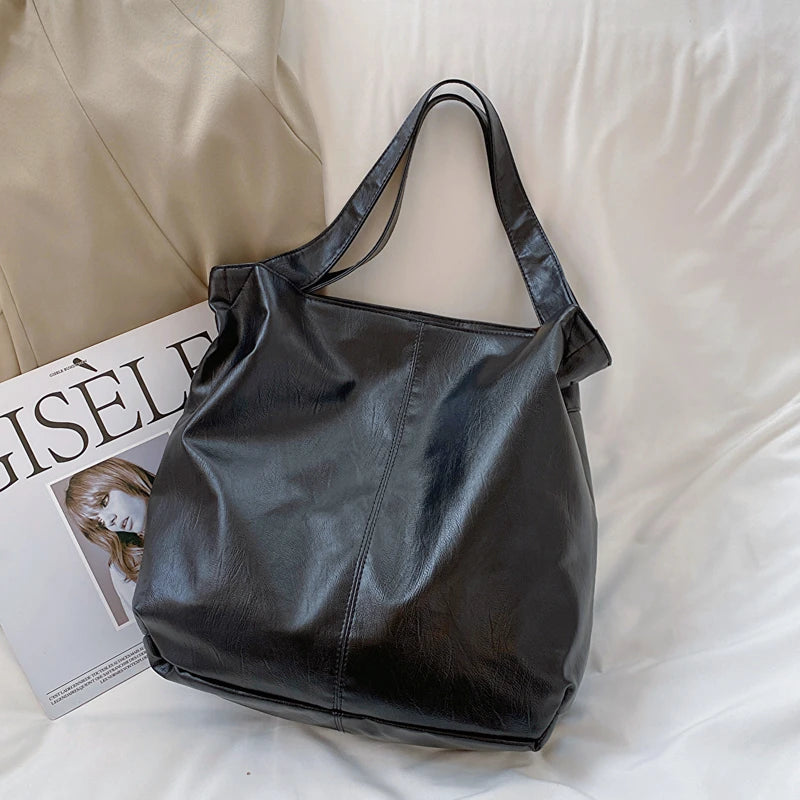 Bolsa de Couro Grande e Elegante